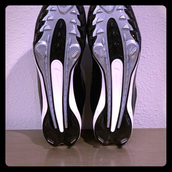 Baseball Cleats - Picture 4 of 4